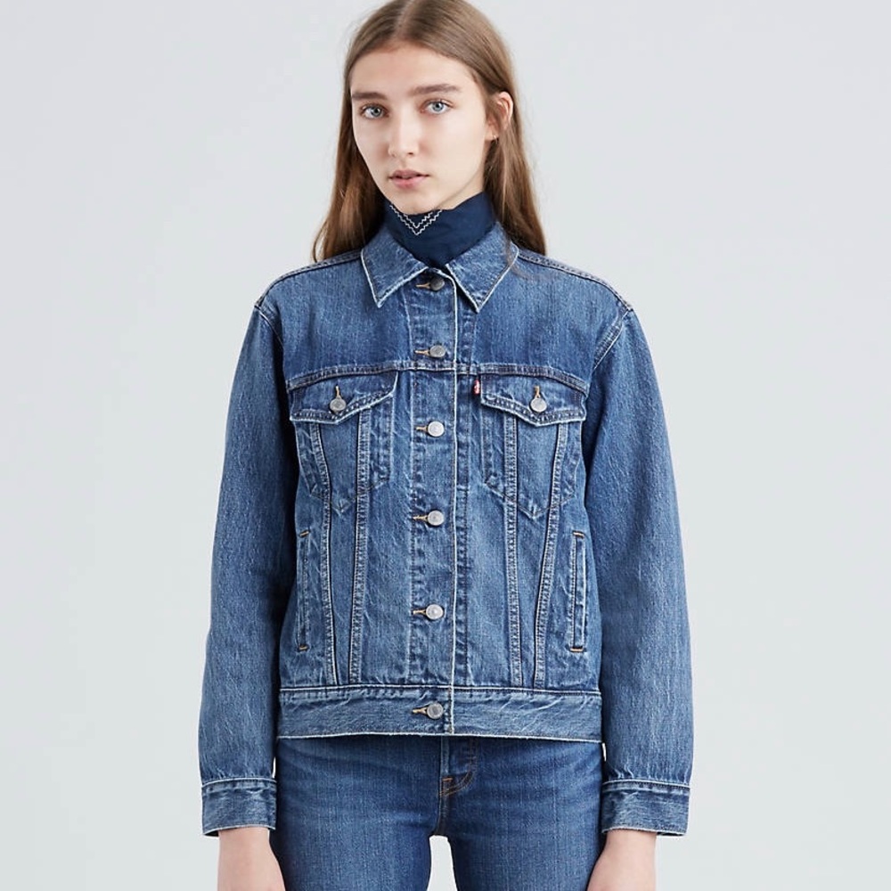 Levi’s Ex-Boyfriend Trucker Jacket - Picture 1 of 8